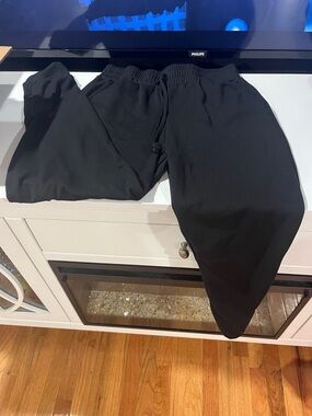 Men's Black Elastic-Waist Joggers with Drawstring